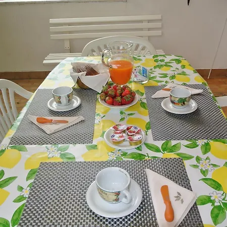 Casa Mimosa דירה *