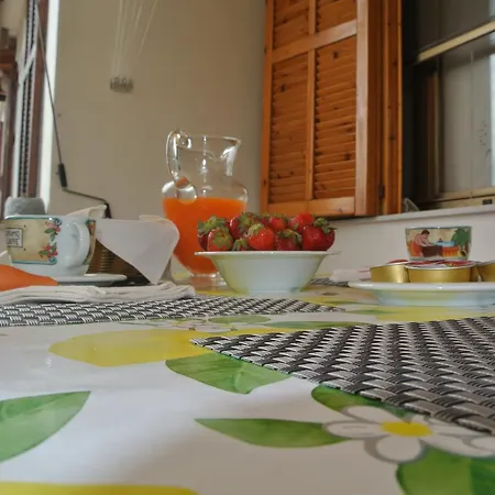 Casa Mimosa * אימפריה